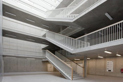 eingang-treppen-querformat.jpg Thumbnail