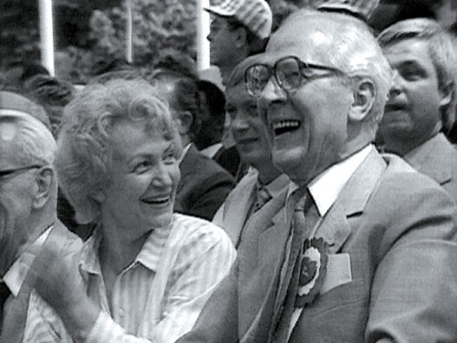 HFarocki_DieFuehrende.jpg Thumbnail