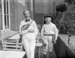 Käthe Buchler, Hubert von Meyerinck und Walther Buchler, 1913 © Museum für Photographie Braunschweig